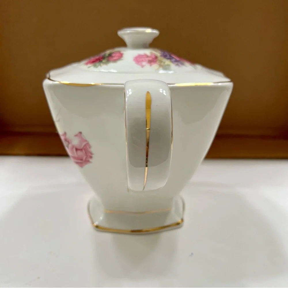 RARE Vintage Crown‎ Dorset Staffordshire England Teapot Floral Rose Gold Trim